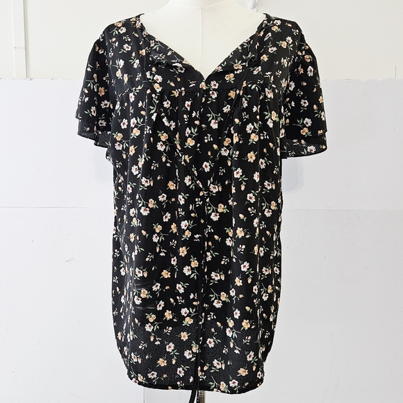 Shein Curve Size 1XL Polyester Black Multi-Colored Floral Ruffled Short-sleeved - Picture 9 of 16